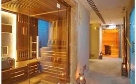 Sunstone Apartment